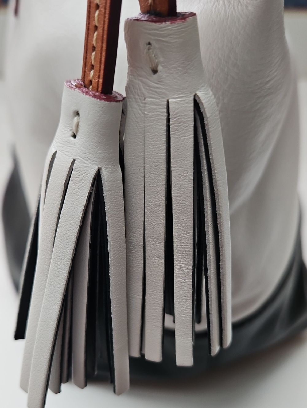 Dooney & Bourke Large Color Block White & Black Smooth Leather Tobi Tote - Picture 12 of 14